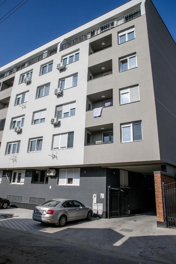 סובוטיקה Apartman Mdb Retro מראה חיצוני תמונה