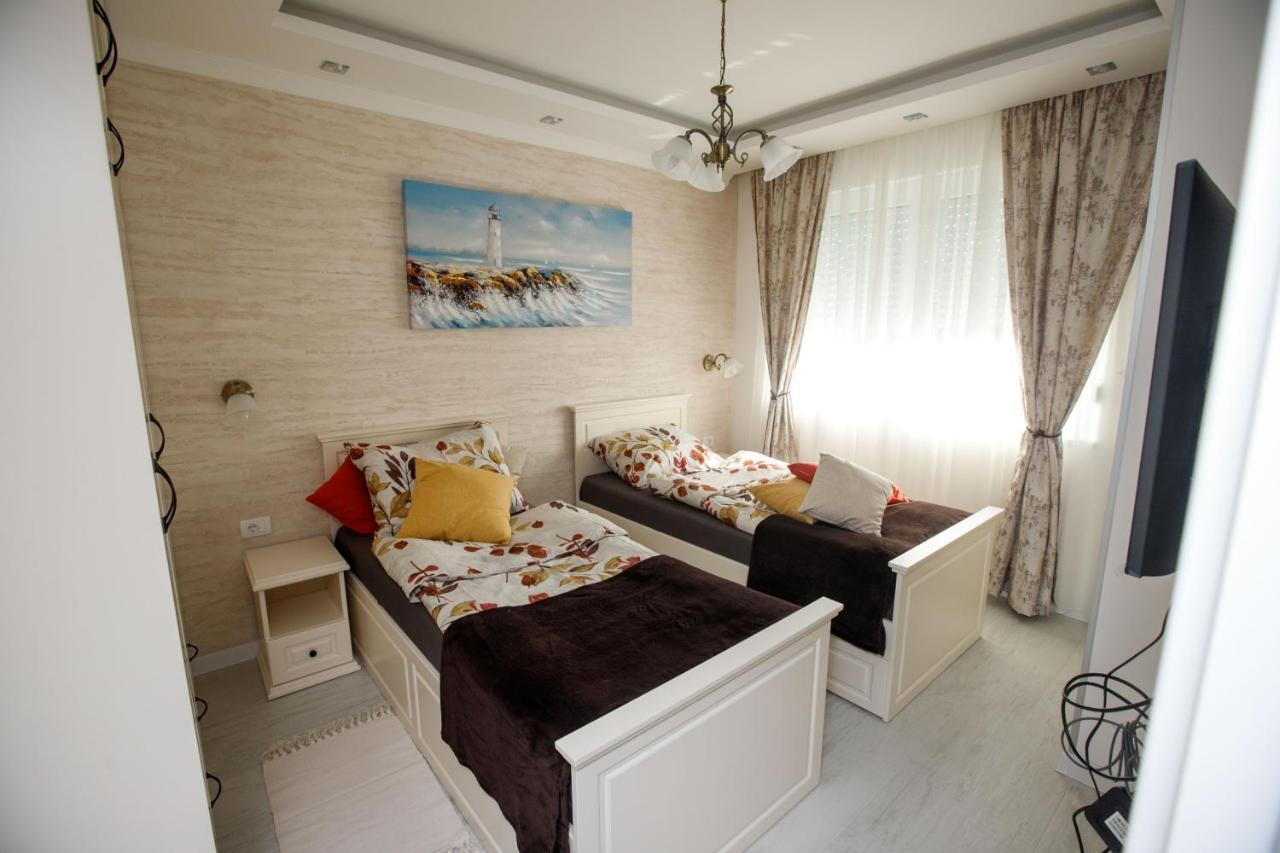 סובוטיקה Apartman Mdb Retro מראה חיצוני תמונה