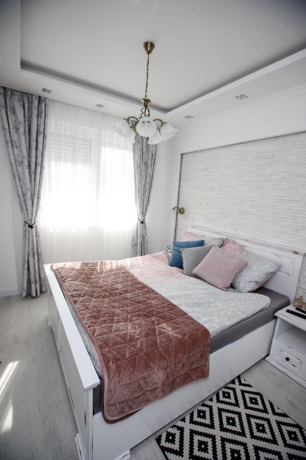 סובוטיקה Apartman Mdb Retro מראה חיצוני תמונה